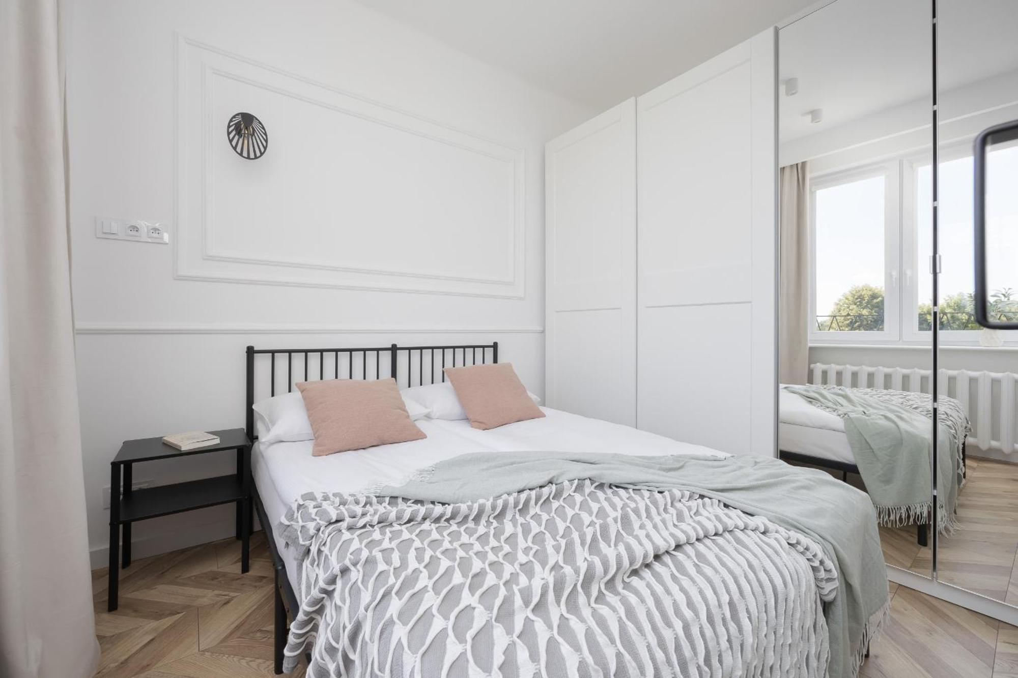 Elegancki Apartament Dla 4 Osob W Warszawie By Noclegi Renters วอร์ซอ ภายนอก รูปภาพ